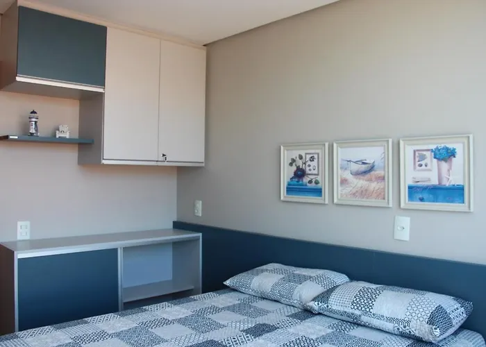 Flat Vila Margot